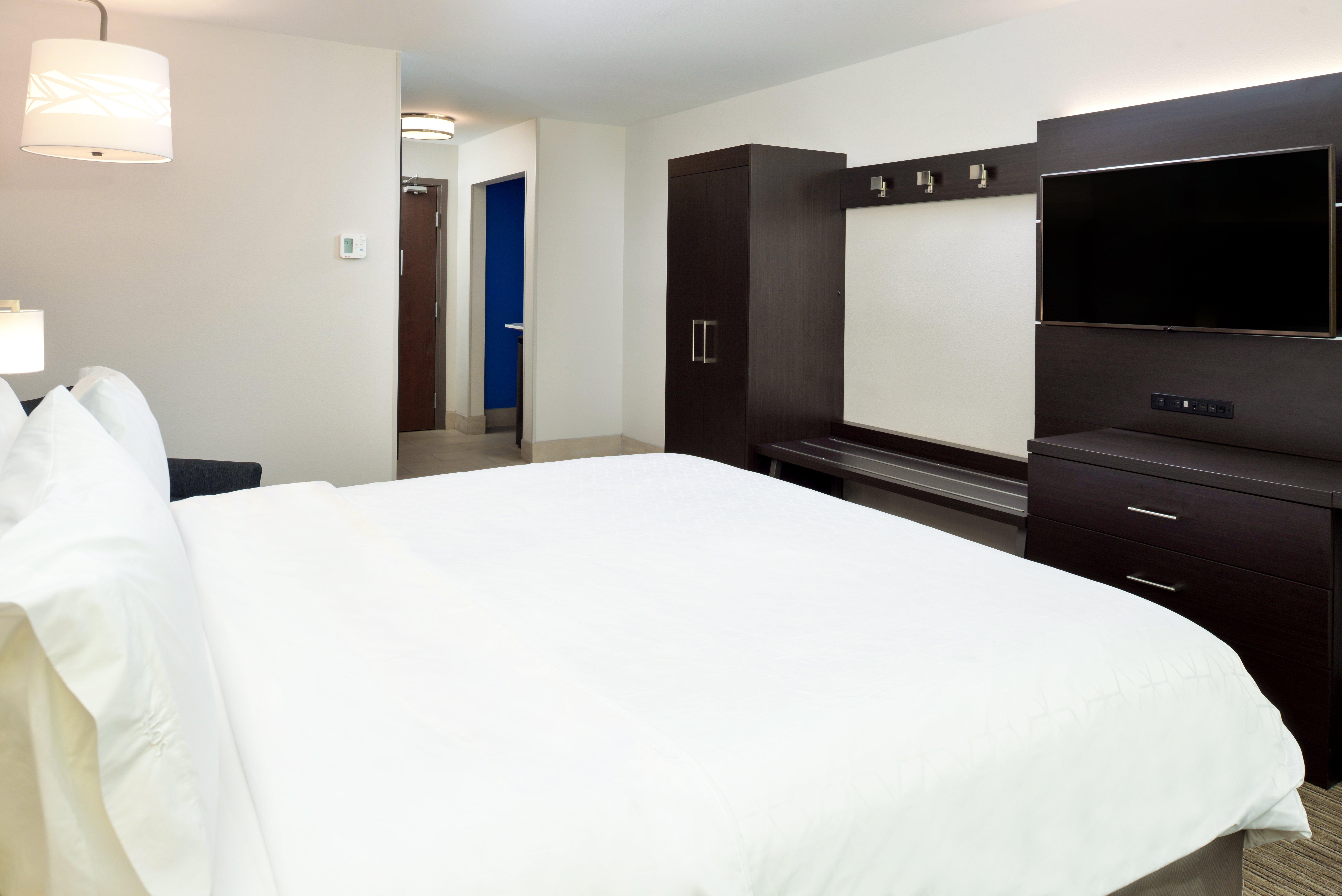 Holiday Inn Express & Suites Pueblo By Ihg Extérieur photo